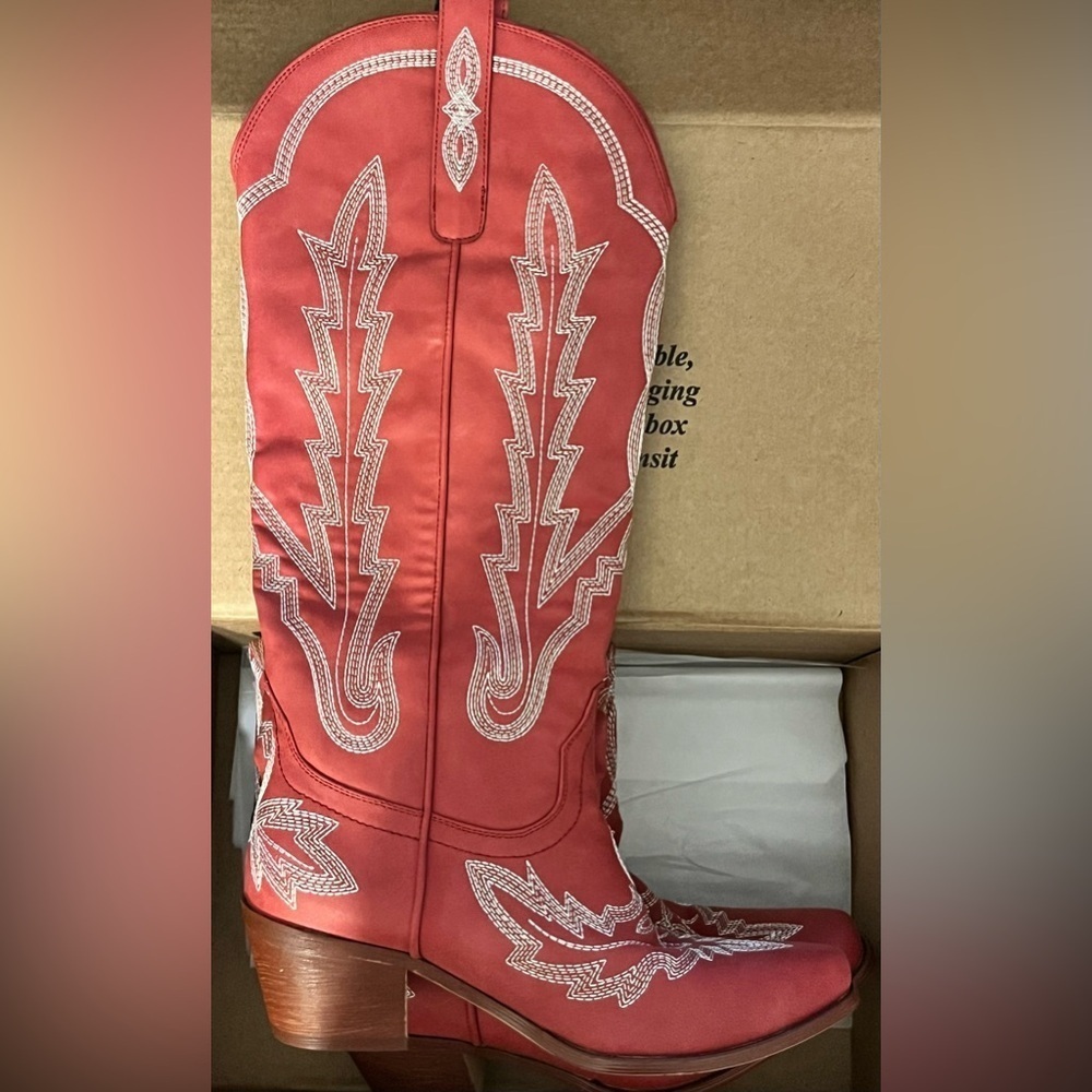 NWT- Ouepiano Knee High Cowgirl Boots with Classic Western Embroidery - Picture 10 of 12